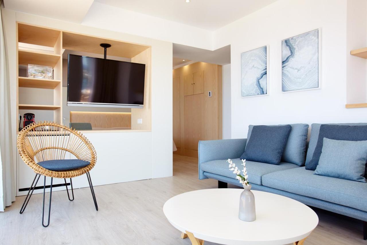 קולוניה סנט ג'ורדי Universal Hotel Cabo Blanco - Adults Only מראה חיצוני תמונה