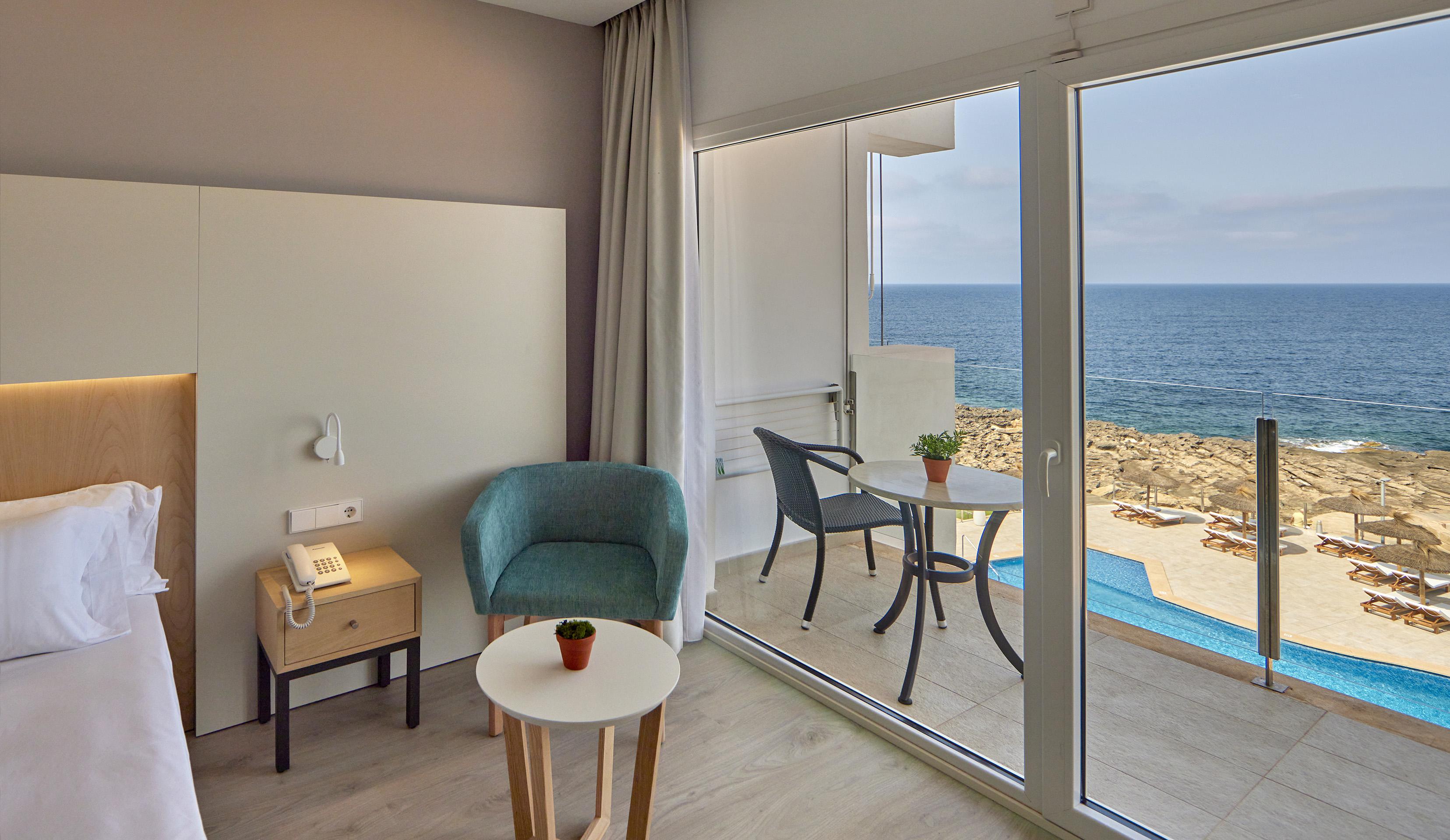 קולוניה סנט ג'ורדי Universal Hotel Cabo Blanco - Adults Only מראה חיצוני תמונה