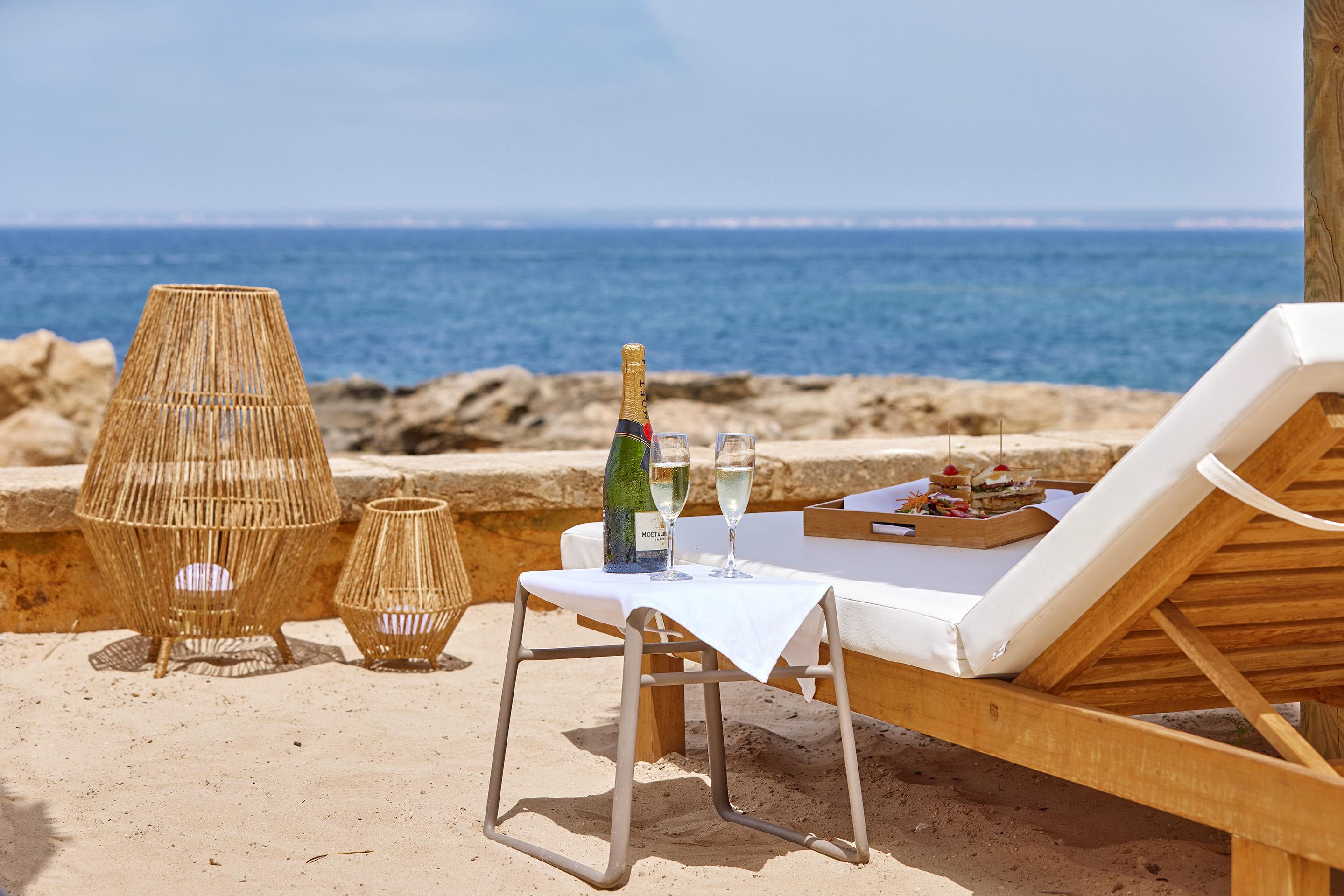 קולוניה סנט ג'ורדי Universal Hotel Cabo Blanco - Adults Only מראה חיצוני תמונה